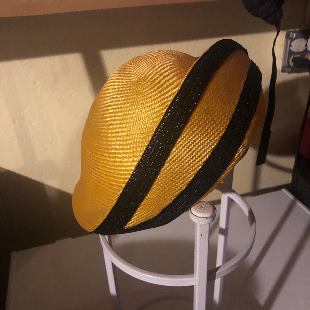 Hat - Picture 3 of 3